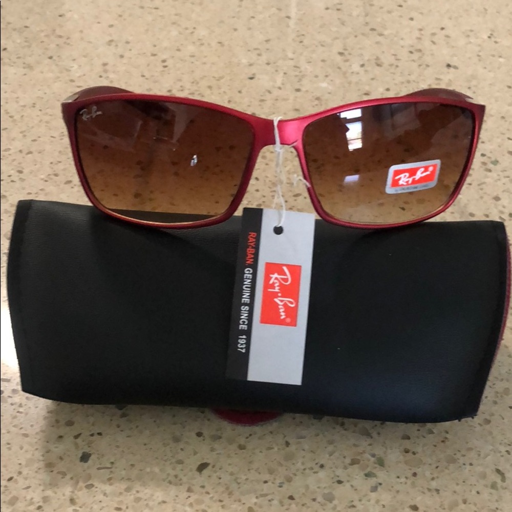 Red Ray-Ban Sunglasses